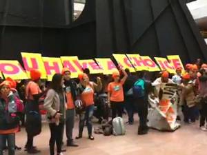 Immigrant activists flood Capitol Hill, demanding a clean DREAM act - 19 January